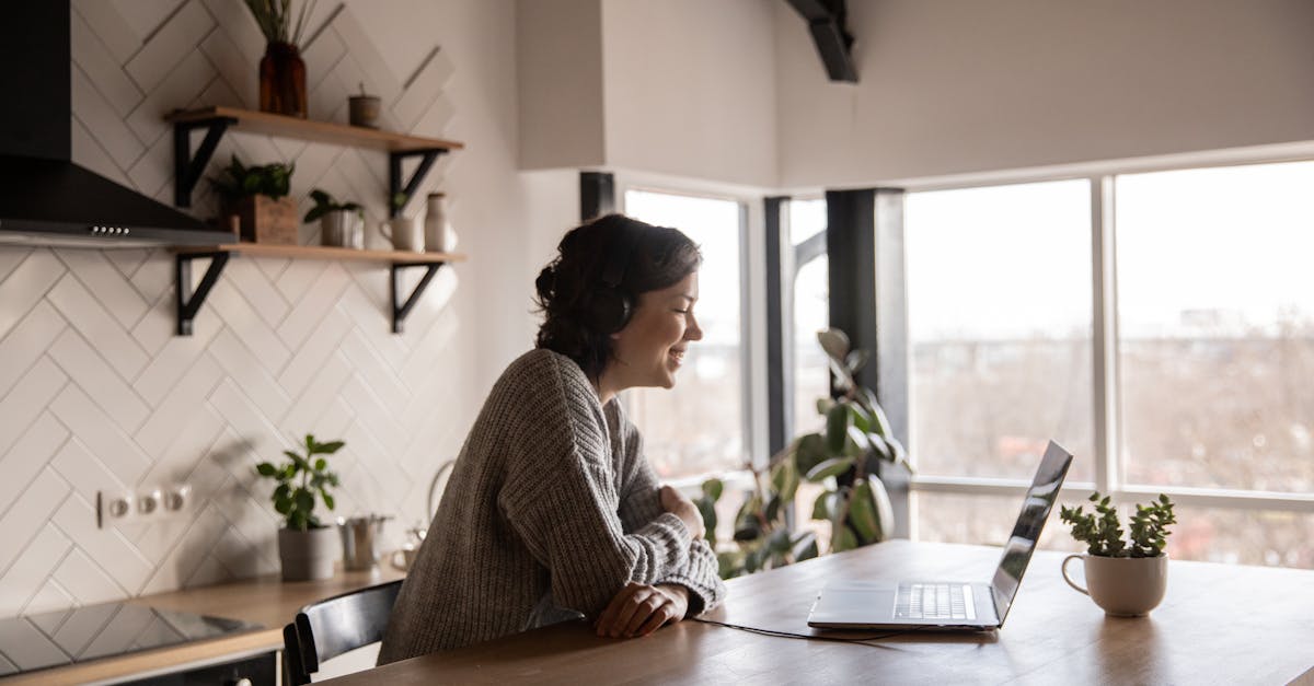 Bayanlarla Kamerali Sesli chat odalari
